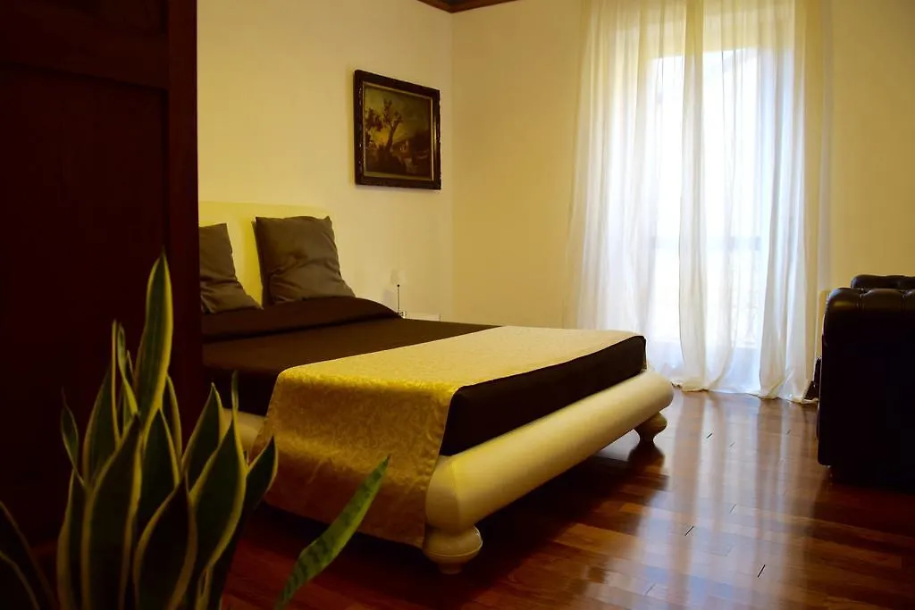 Ball Apartments Loc 04163 Verona